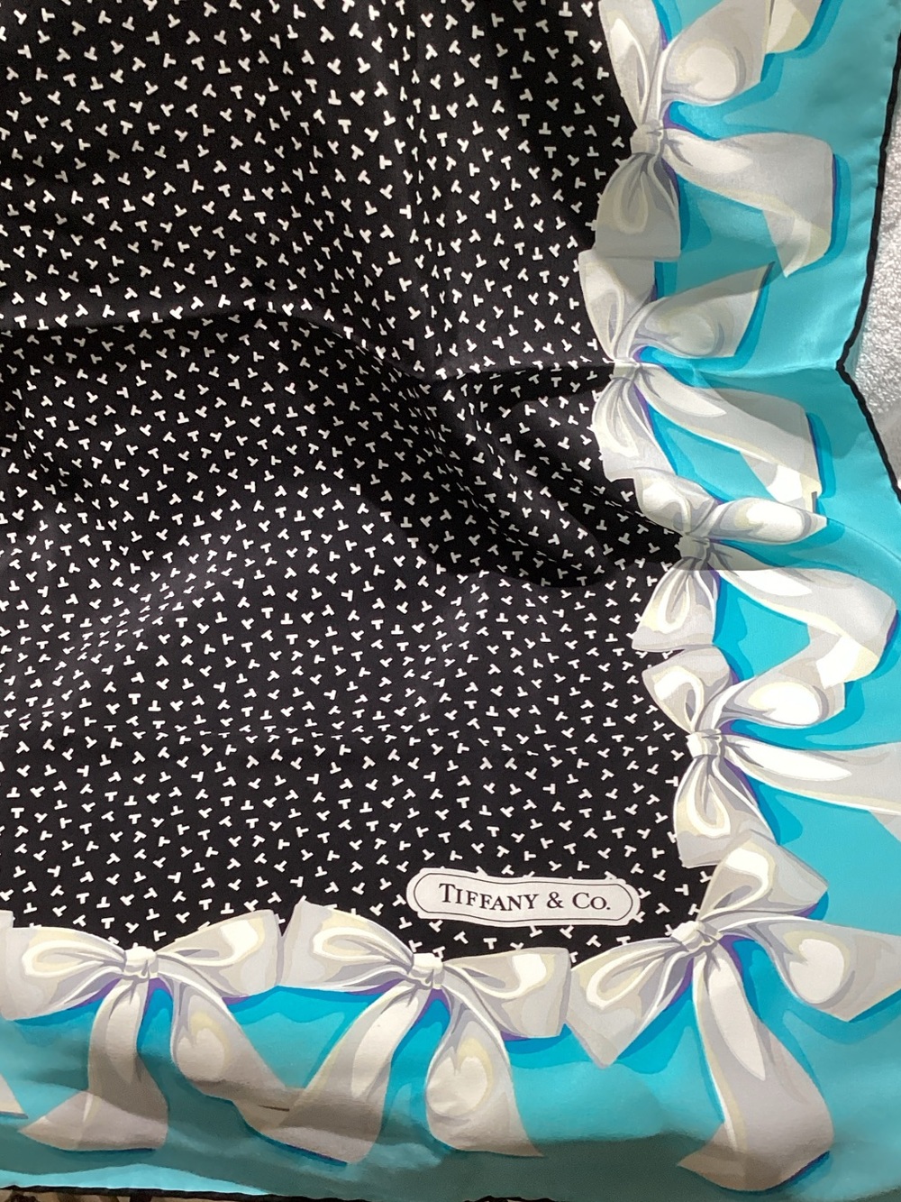 Tiffany & Co. Black Heart Print Scarf with Tiffany Blue Ribbon Border - Picture 5 of 10